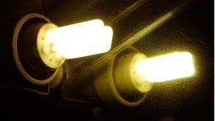 La electricidad registra su precio más bajo desde agosto: 111 euros el megavatio hora