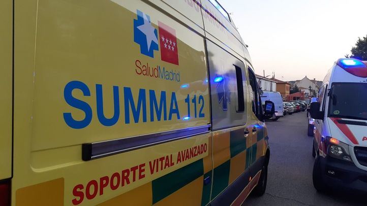 Trasladada al hospital con pronóstico grave una mujer que ha sufrido una herida de arma blanca en Velilla de San Antonio (Madrid).