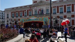 Recital lírico en carroza en la Puerta del Sol por el 12 de Octubre