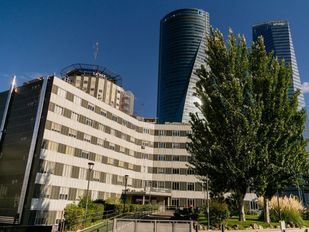 Madrid reduce contagios e ingresos en una jornada con cinco fallecidos por Covid