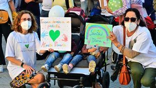 Familias de Retiro denuncian la falta de pediatras en el Centro de Salud de Adelfas