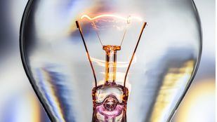 El precio de la luz no da tregua: este lunes será el más caro de la historia