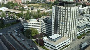 Más Madrid propone la gratuidad de aparcamiento, televisión y wifi en los hospitales públicos