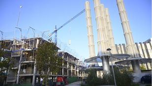 Madrid cederá suelo a la iniciativa privada para construir 2.500 pisos con alquiler reducido
