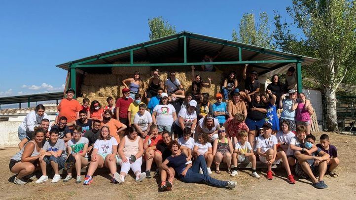 Grupo de afectados por la enfermedad que pertenecen a la asociación.