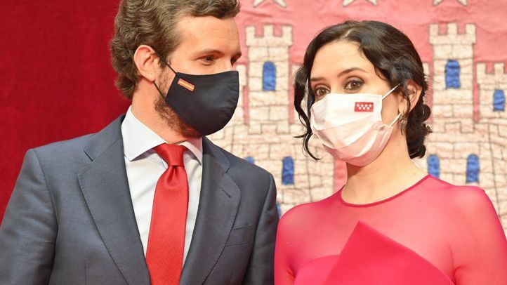 El líder del Partido Popular, Pablo Casado, junto a Isabel Díaz Ayuso