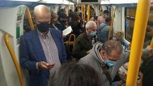 El transporte público recupera un 77% de los viajeros