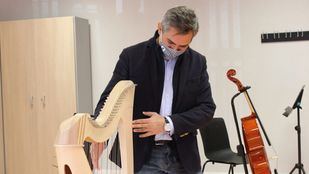 El delegado Pepe Aniorte inaugura la Escuela de Música de Ciudad Lineal