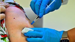 La mayoría de las personas que acaban en UCI por Covid no están vacunadas