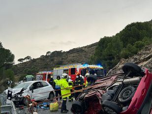 Un muerto y tres heridos en un accidente de tráfico en Navas del Rey