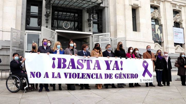 Acto institucional con motivo del 25N, Día por la Eliminación de la Violencia contra las Mujeres, en el Ayuntamiento de Madrid.