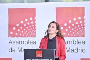 La izquierda rechaza el acuerdo de Vox y PP al grito de "atropello a la democracia"