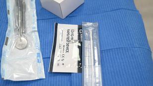 Los madrileños podrán recoger su test de antígenos gratuito en las farmacias desde el miércoles