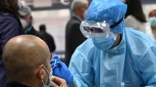 Aumento sostenido de los contagios, que triplican a los de hace una semana