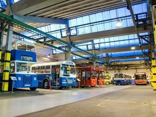 Autobuses históricos de la EMT desfilarán este domingo por la capital