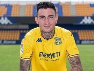 Raúl Asencio, despedido del Alcorcón tras cometer varias imprudencias al volante