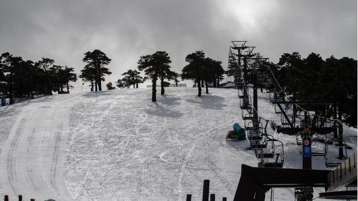 Pista de iniciaciación de la estación de esquí de Navacerrada.