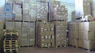 Confiscados más de 180.000 test de antígenos sin homologar en Cobo Calleja y Pinto