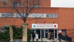 Los contagios por Covid continúan en descenso