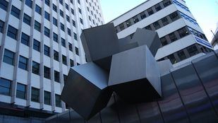 Detenidas cuatro personas por rajar la cara a un joven en la Plaza de los Cubos