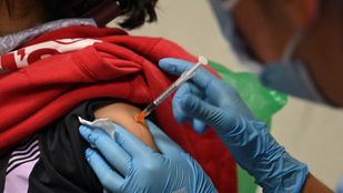 Este miércoles se abre la autocita de 18 a 29 años para recibir la tercera dosis