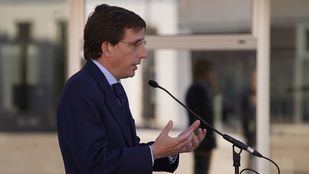 Ayuso propone cacheos en discotecas y Almeida estudiará "todas las alternativas"