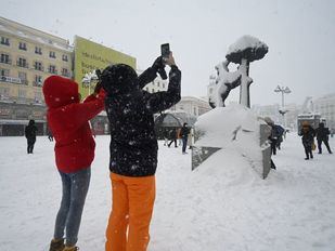 Madrid lleva al Gobierno ante la Justicia por concederle 1,4 millones de los 60 pedidos por Filomena