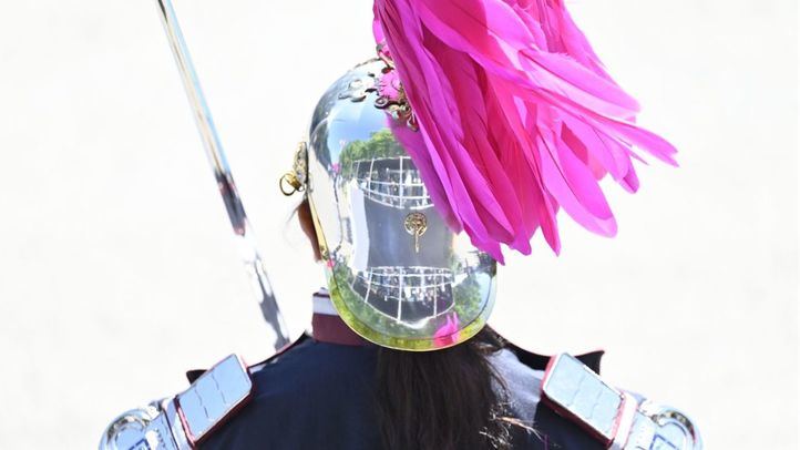 Agente con uniforme de gala de la Policía Municipal de Madrid