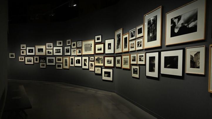 'Algo, nada, siempre', una muestra monográfica dedicada al fotógrafo Vari Caramés