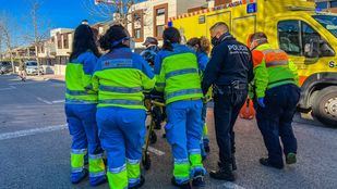 Herido grave tras ser aplastado contra un árbol por la grúa con la que trabajaba