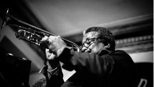 'Entre las cuerdas', un proyecto hedonista para disfrutar la música de siempre