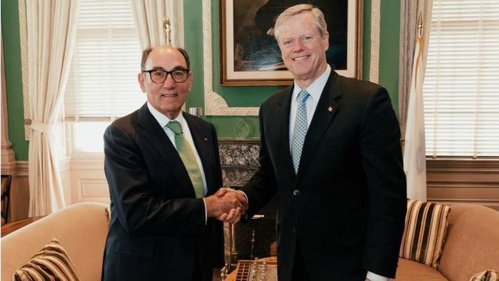 El presidente de Iberdrola, Ignacio Galán, y el gobernador de Massachusetts, Charlie Baker