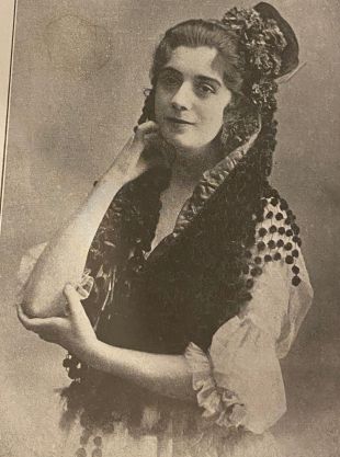 María de la Salud Bernaldo de Quirós, la primera mujer piloto de España