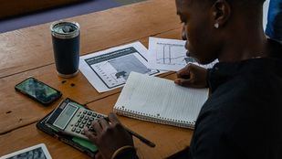 España: inflación histórica y riesgo de deflación, ¿qué implica para la economía?