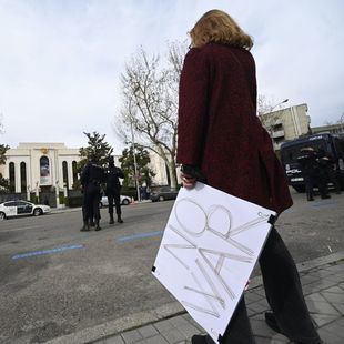 Madrid pide al Gobierno que coordine la ayuda a los refugiados