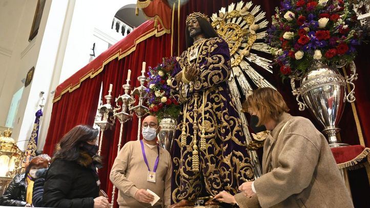 Devotos del Cristo de Medinaceli celebran el primer viernes de marzo