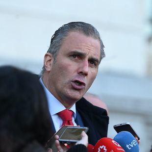 La Complutense evita a Ortega Smith por "incitación al odio"