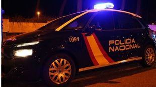 Arrestado tras atrincherarse con un rifle en su bar para evitar su demolición