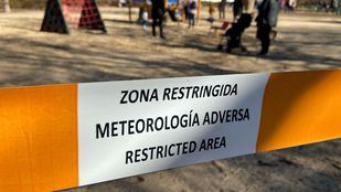 El Retiro y ocho parques más, con zonas balizadas durante la mañana