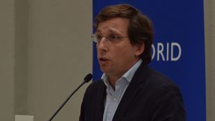 Almeida considera que su demandante actúa “dirigido” por el PSOE