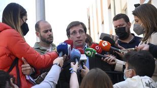 Almeida afea a Sánchez su "desvergüenza" hablando de corrupción: "Ayuntamiento 0 imputados, Gobierno 3"