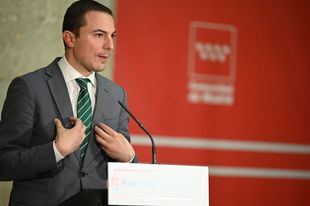 El PSOE propone reformar el Estatuto para blindar servicios públicos y reducir diputados