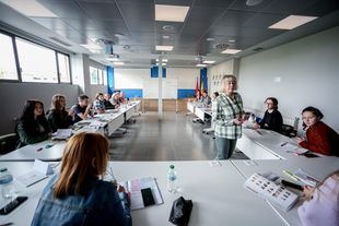 Arrancan los cursos de español para los refugiados ucranianos