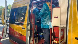 Grave un motorista tras sufrir un accidente en el Ensanche de Vallecas