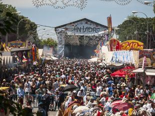Las Fiestas de San Isidro arrancan con la música de Mari Pepa de Chamberí y Danza Invisible