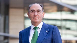 Ignacio Galán (Iberdrola) pide disculpas y manifiesta "su máximo respeto" por los consumidores