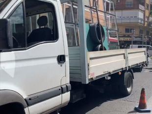 Herido grave un trabajador al cortarse en el brazo con un cristal