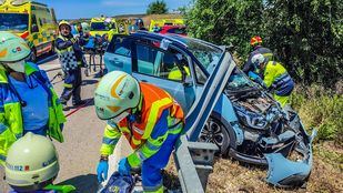 Un accidente de tráfico deja cinco heridos leves y uno grave en Valdeacerete