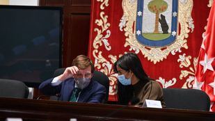 Cs acusa a dos ediles del núcleo duro de Almeida de excederse en sus funciones