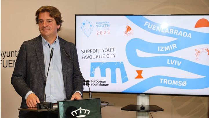 El alcalde de Fuenlabrada, Javier Ayala en rueda de prensa.